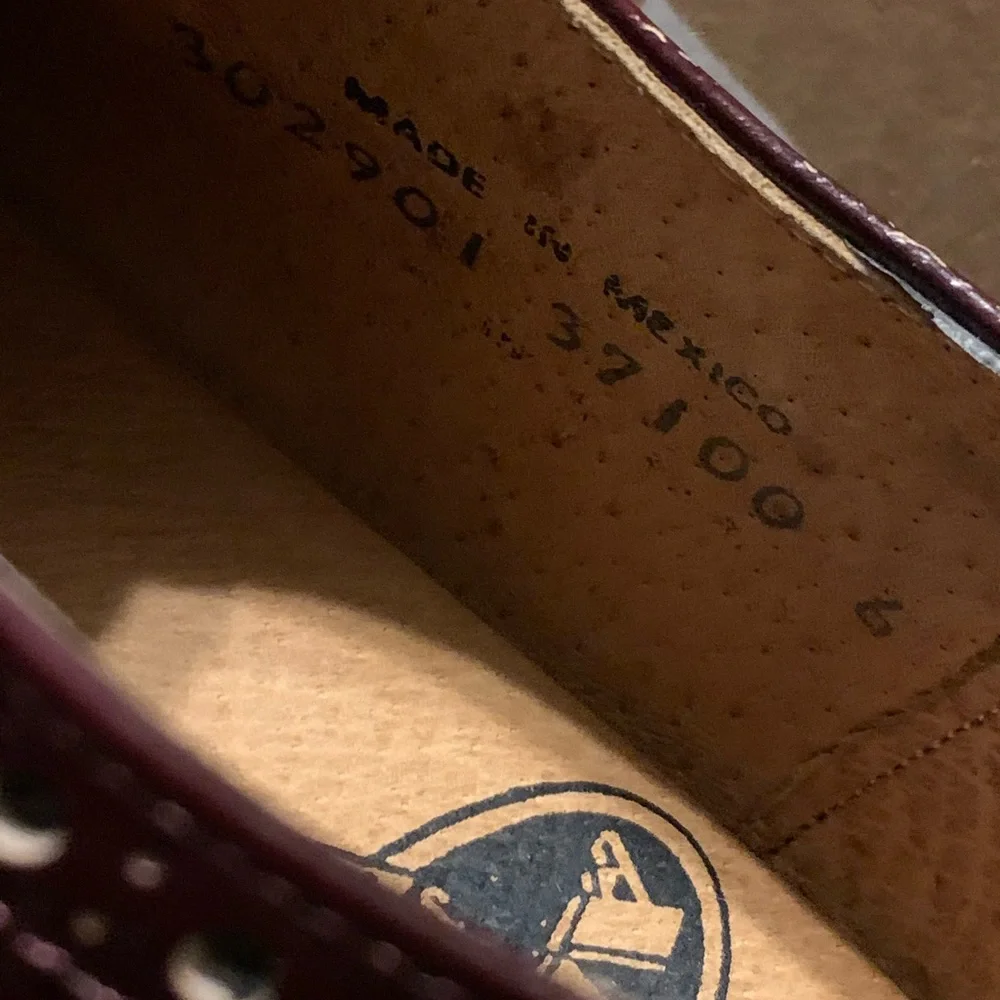 SOLD!  Sz 8 Vintage John Fluevog Angel Soles Oxford Shoes - Picture 16 of 16